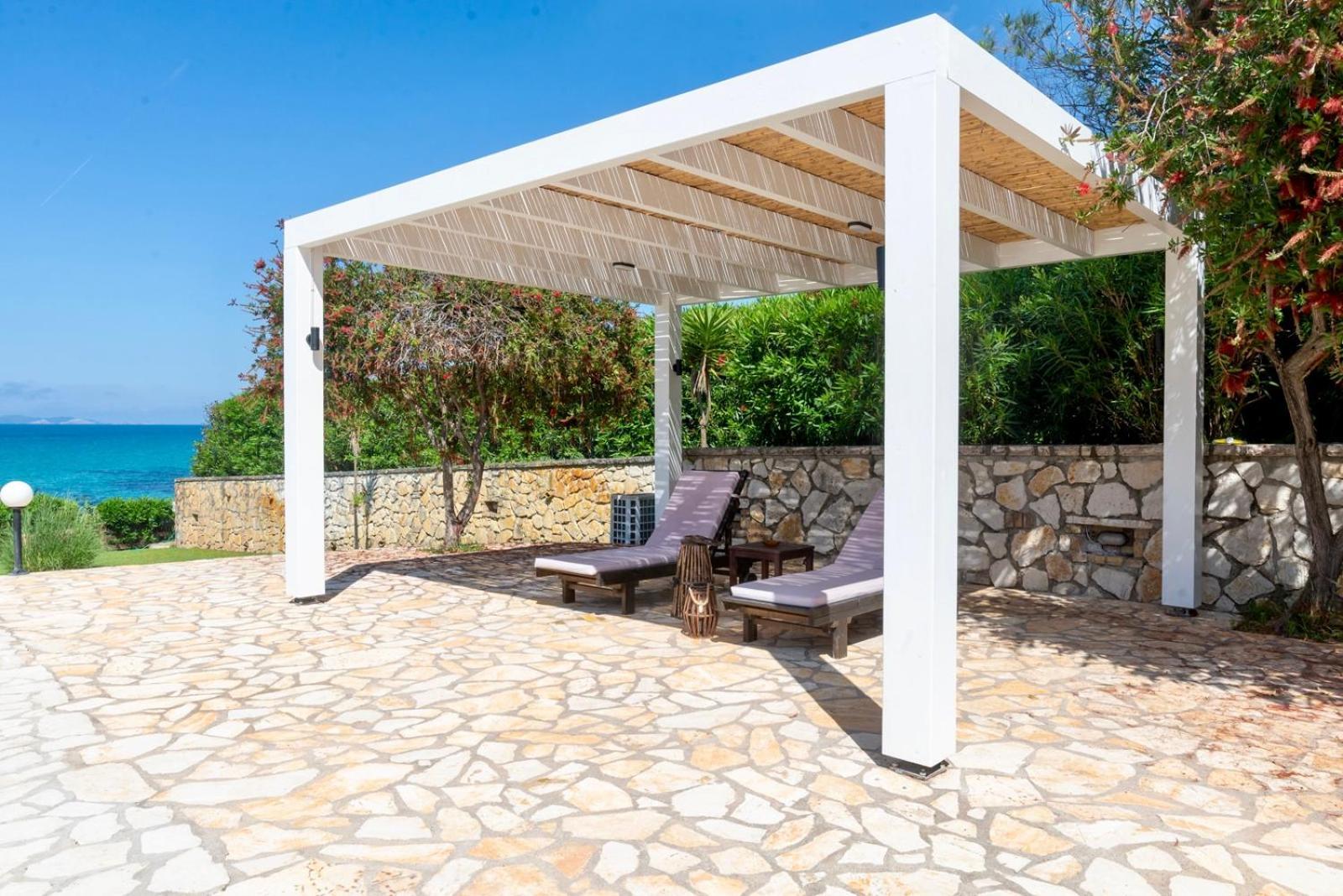 Beachfront Villa Victoras - With Private Beach Sidárion Dış mekan fotoğraf